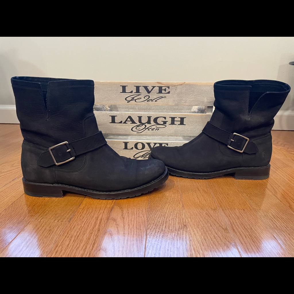 Frye Black Suede Moto Ankle Boots 8.5 Buckle Low Heel Made In Mexico Minimalwear